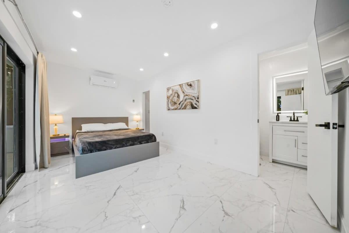 Luxury Azure With Heated Pool 20 Minutes To Сasa de vacaciones *