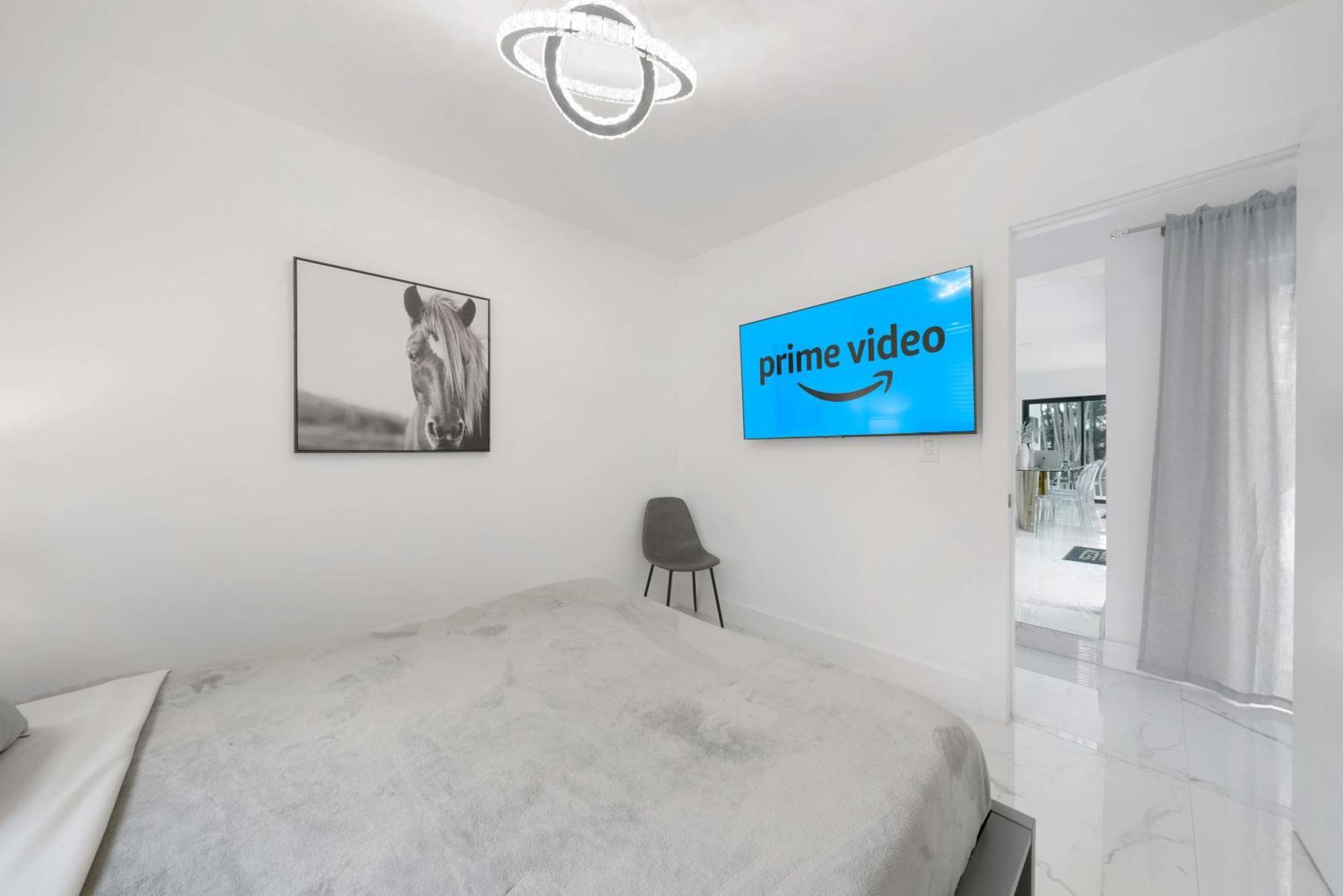 Luxury Azure With Heated Pool 20 Minutes To Сasa de vacaciones *