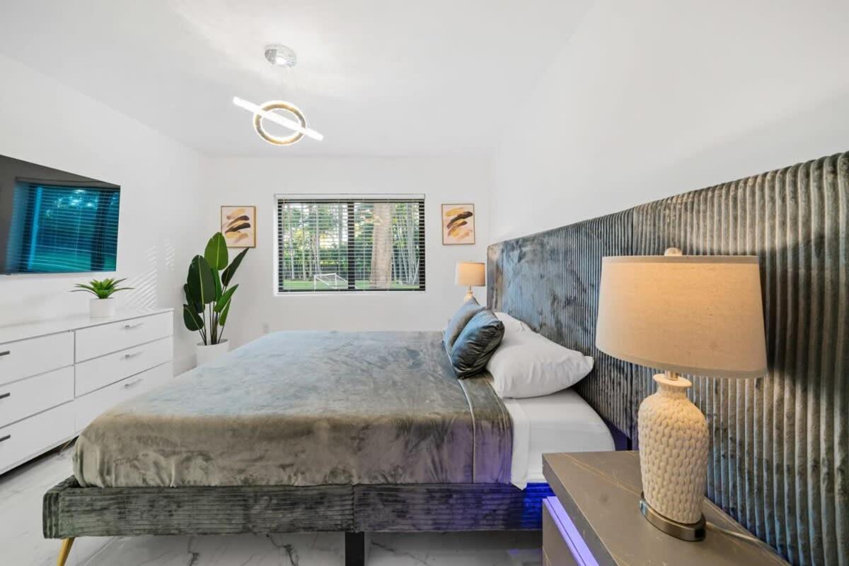 Luxury Azure With Heated Pool 20 Minutes To * Miami